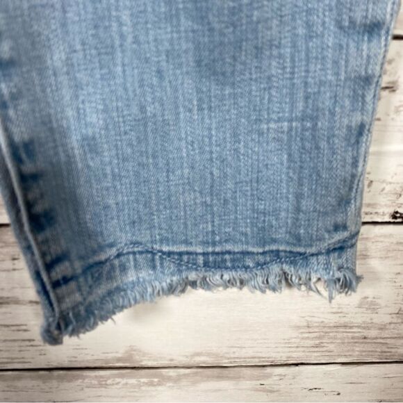 Pilcro and the Letterpress Anthro Hyphen Cropped Patch Distressed Jeans SZ 26 - Picture 8 of 9